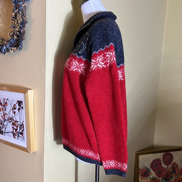 Vtg ‘90’s JONES NEW YORK Size Small  Wool Blend Ski-Sweater Moose Embroidered - Picture 10 of 16